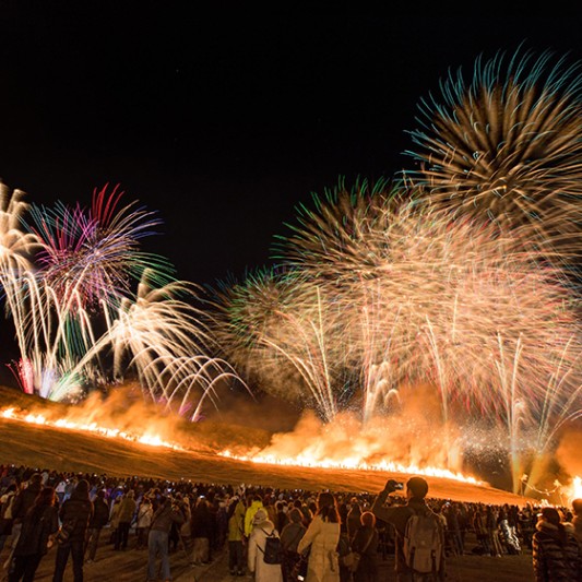 「若草山焼き」特別観覧付宿泊プラン